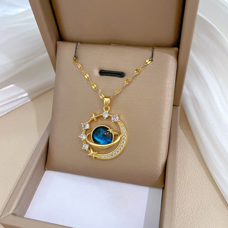 Collier en acier inoxydable avec pendentif astronaute et planète