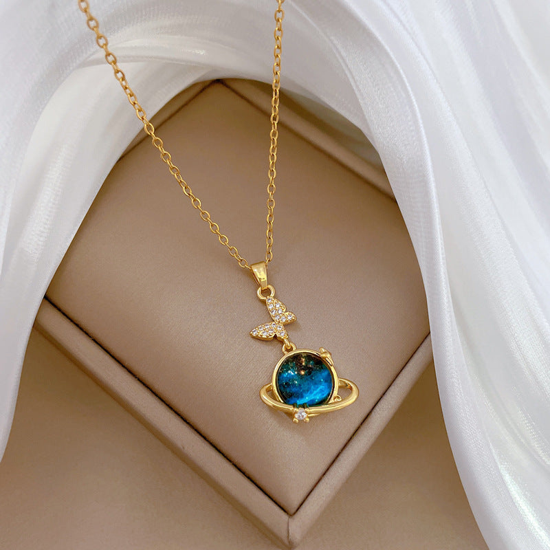 Collier en acier inoxydable avec pendentif astronaute et planète